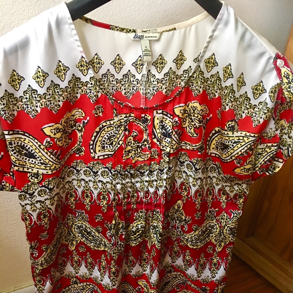 Like new! Cap sleeve blouse